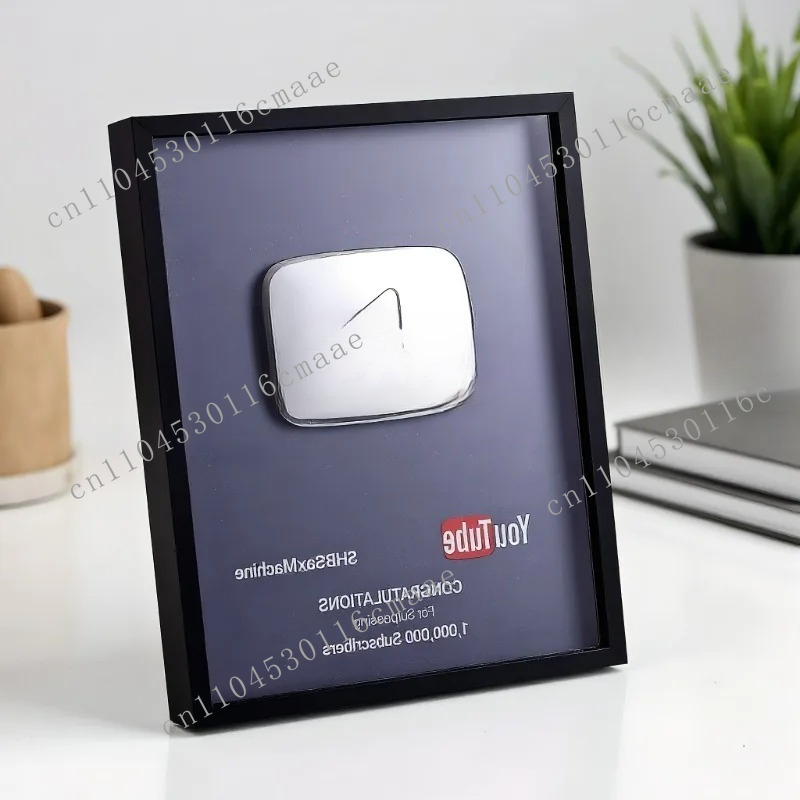 Custom YouTube Play Button Awa - огляд і ціна Esports Gaming Trophy